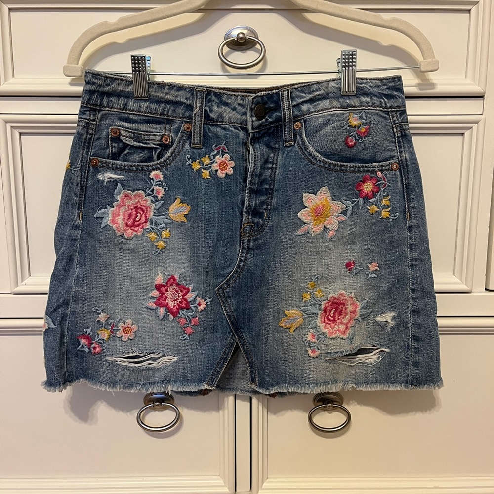 American Eagle denim skirt